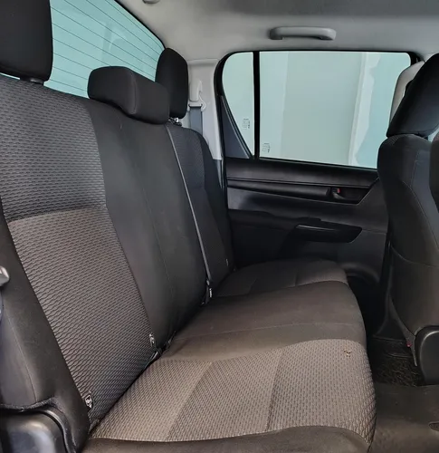 Toyota Hilux 2.7 SR Doble Cabina Mt