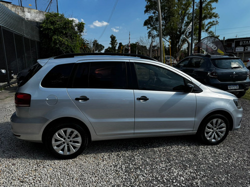 Volkswagen Suran 1.6 Trendline Pro.cre.auto