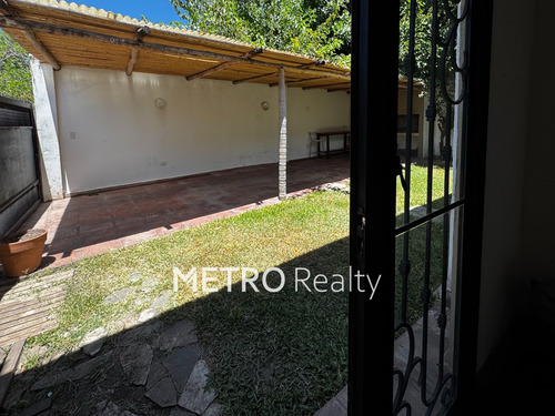 Casa En Venta 5 Ambientes En Don Torcuato Acepta Permuta Jardín Pileta Apto Crédito Parrilla Quincho