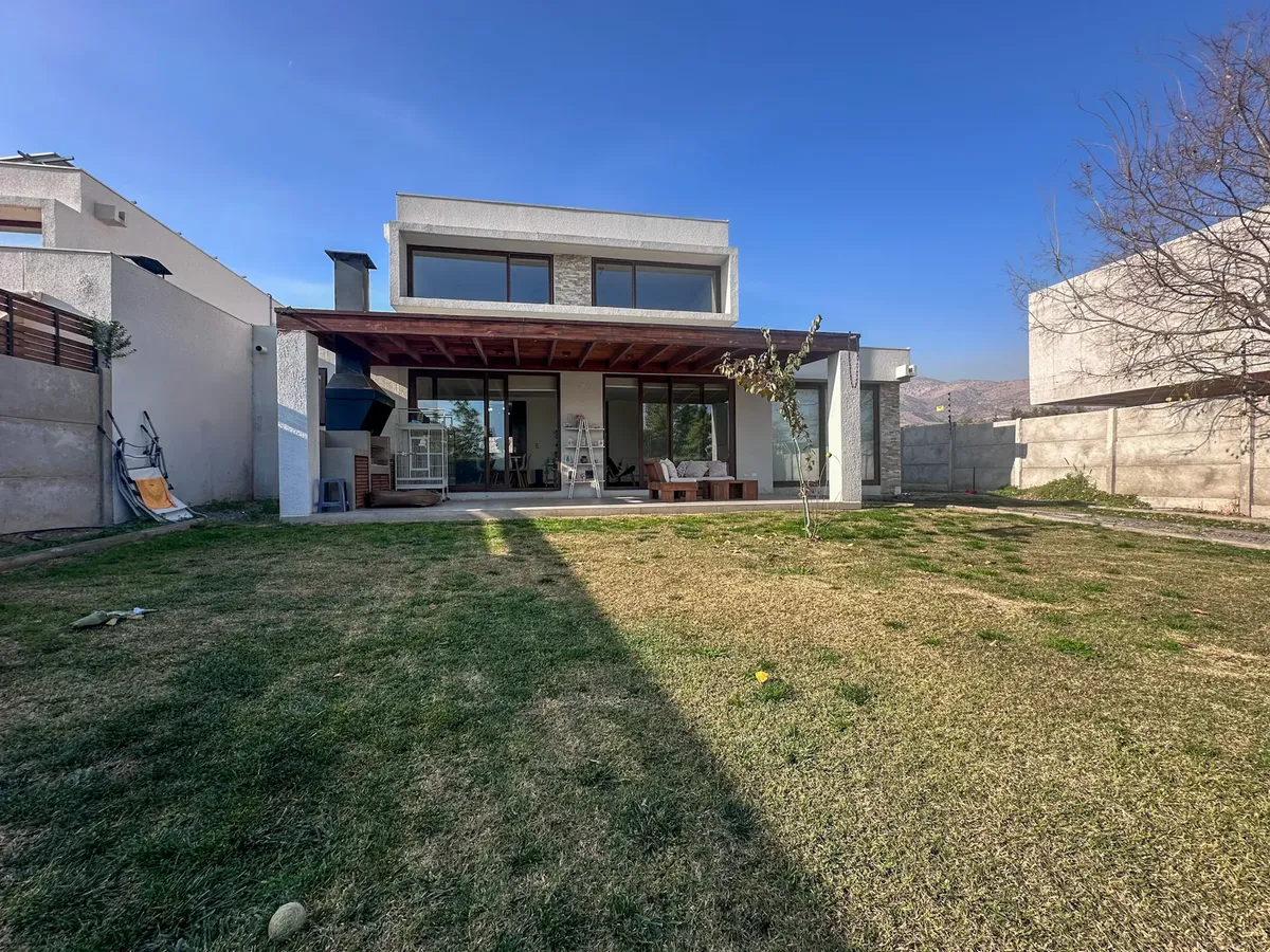 Imagen 1 de 23 de Casa En Venta San Anselmo, A Pasos De Colegios - Chicureo
