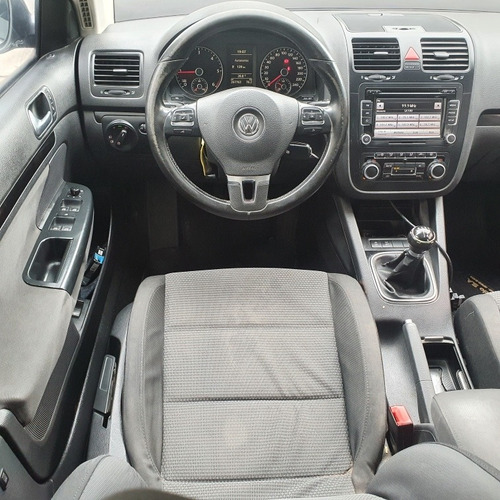 Volkswagen Vento 1.9 I Advance 2010