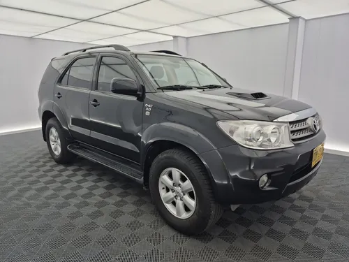 Toyota Fortuner 3.0 Sr5