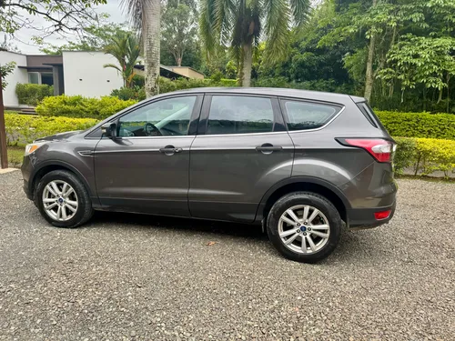 Ford Escape 2.0 Se 240 hp 4x2