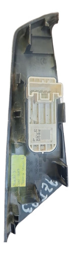 Botonera Alzavidrio Trasera Lh Mazda 3 Año 2010-2013 (Usado)