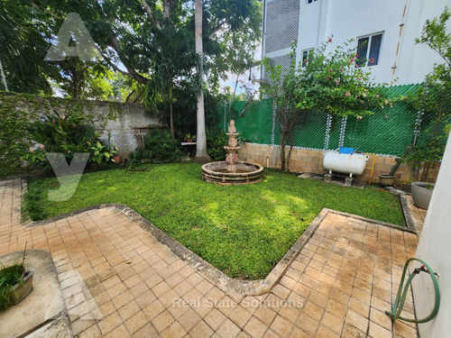 Casa En Venta 4 Recámaras, Amueblada, Piscina, Estudio Tv, Res. Campestre, Cancún