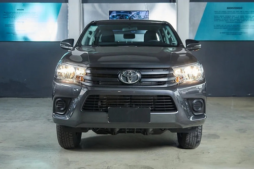 Imagen 12 de 25 de Toyota Hilux Dx 2.4tdi 150cv 4x4 Mt 0km Entrega Inmediata