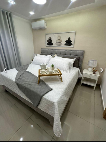 Proyecto De Apartamentos Con Piscina Autopista San Isidro Sd