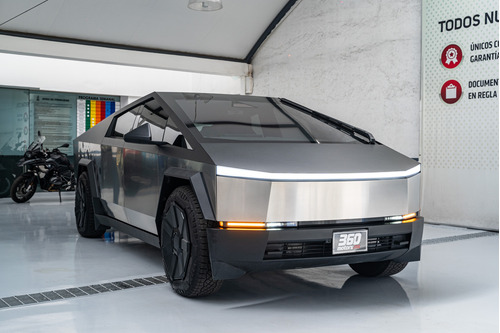 Tesla Cybertruck Cyberbeast Foundation 2024