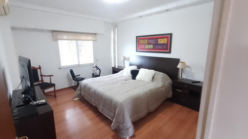 Barrio Los Dos Chinos, Funes, 4 Dormitorios, Pileta, Lote 525 M2, 197 M2 Cubiertos