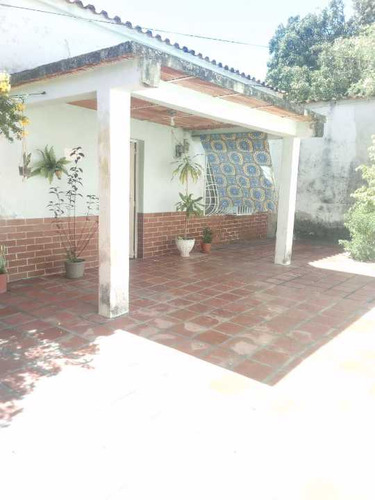 Casa En Venta En Campo Alegre, Maracay