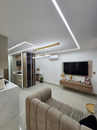 Venta De Moderno Apartamento En Resd. Aspen En La Ubr La Trigaleña - Wc