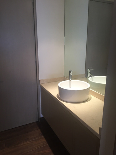 Imagen 11 de 25 de Increíble Ph Remodelado En Torre Lomas Con Vista Panorámica