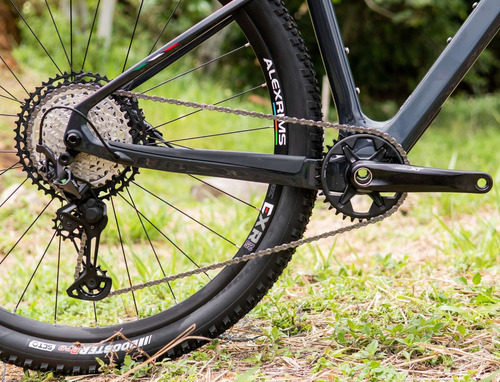 Bicicleta Oggi 29 Carbono Agile Pro Xt 12v 2024