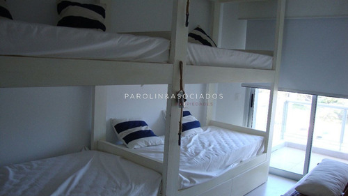 Imagen 25 de 29 de Venta De Apartamento De 3 Dormitorios En Playa Brava.