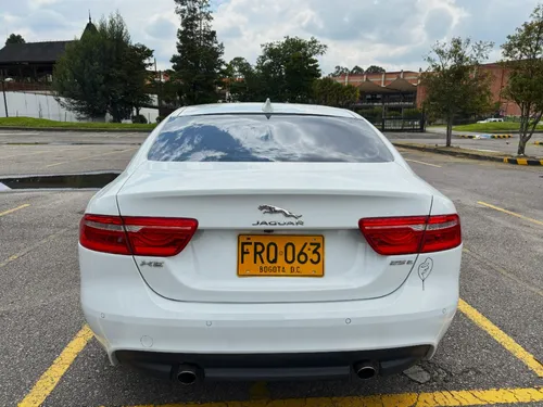Jaguar Xe 2.0 I4 Prestige Tp 2000cc T Ct Tc