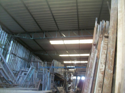 J.s Local Industrial En Maroñas