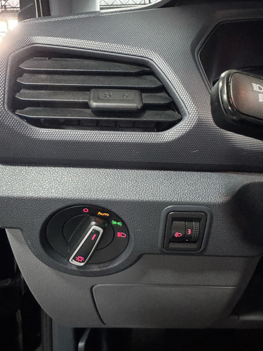 Volkswagen T-Cross 1.0 200 TSI TOTAL FLEX SENSE AUTOMÁTICO