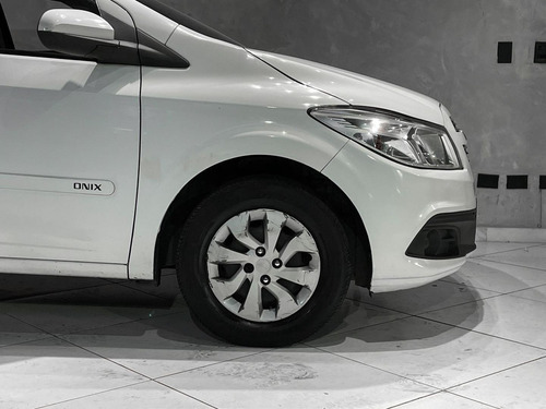 Chevrolet Onix 1.0mt Lt