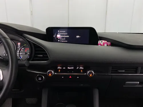 Mazda 3 2.0 At 2024