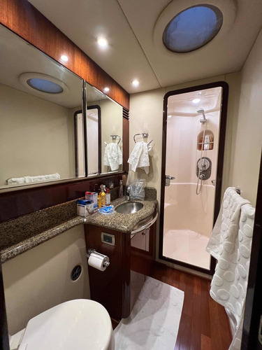Imagen 9 de 12 de Yate Sea Ray 58 Sedan Bridge
