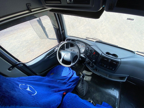 Imagem 8 de 14 de Mercedes-benz- Axor-2544-6x2-2010/10 - Teto Alto - Prata