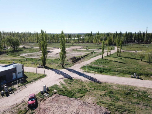Remax Vende Terreno En Barrio Finca Costa Serena