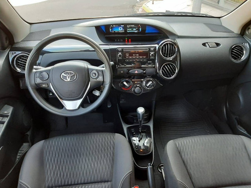 Toyota Etios 1.5 X Plus 16v Flex 4p Automático