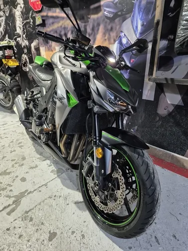 Kawasaki Z1000