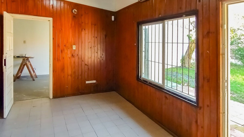 Casa 4 Ambientes Bernal Cochera Apto Credito