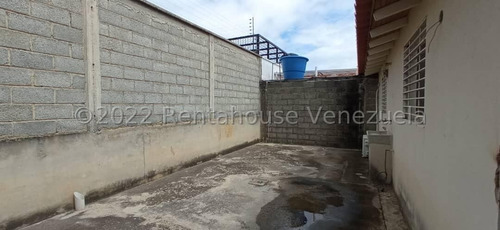 Imagen 28 de 30 de Casa Venta Cabudare Cod. 22-28919 Lmc 04120555014