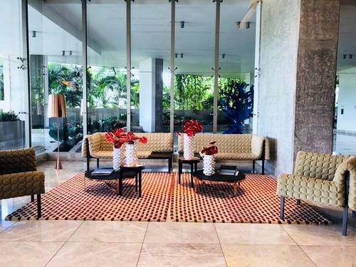 Venta De Apartamento En Ph Greenview, Santa María 21-3332gg
