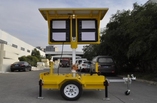 Imagen 4 de 6 de Trailer De Señalizacion Vial Led Autonomo Con Panel Solar