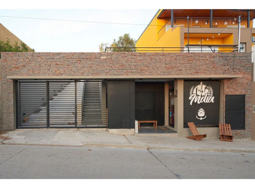 Imagen 4 de 22 de Conjunto De 4 Departamentos De Un Dormitorio, Local Comercial Y Pileta