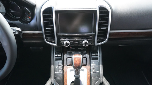 Porsche Cayenne 4.8 V8 Tiptronic S At