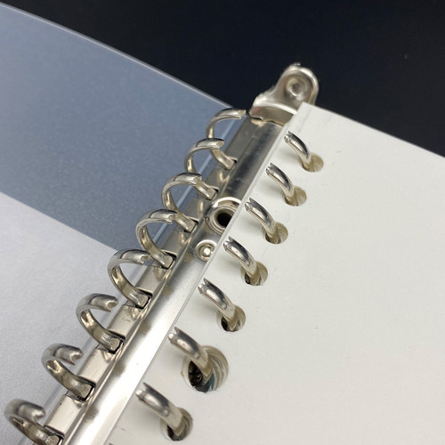 Libreta Anillada Languo Tipo Binder A5 Con Sistema Refill Color Cuadros