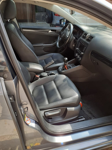 Volkswagen Vento 2.5 Luxury 170cv