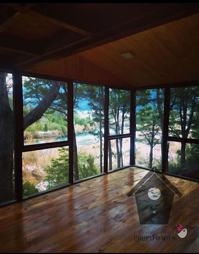 Parcela Con Casa En Futaleufu, 2d 1b, 88/13700m2