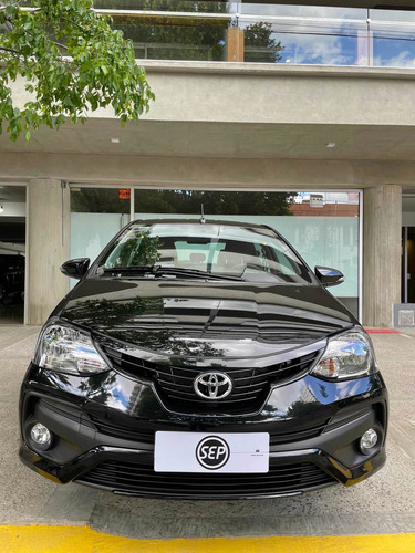 Imagen 2 de 18 de Toyota Etios 2022 1.5 Xls At