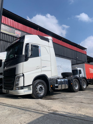 Imagem 2 de 21 de Volvo Fh 540 2020 6x4 Automático/ar Condic. Globetrotter
