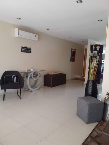 Imagen 3 de 14 de Townhouse En Venta En El Parra, Valencia Carabobo