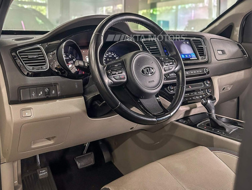 Kia Carnival 3.3 EX V6 24V GASOLINA 4P AUTOMATICO