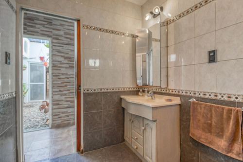 Imagen 23 de 30 de Casas Con Tres Dormitorios En Venta En La Plata