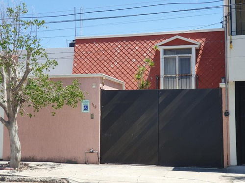 Casa En Venta En La Coloina Arbide De 4 Habitaciones