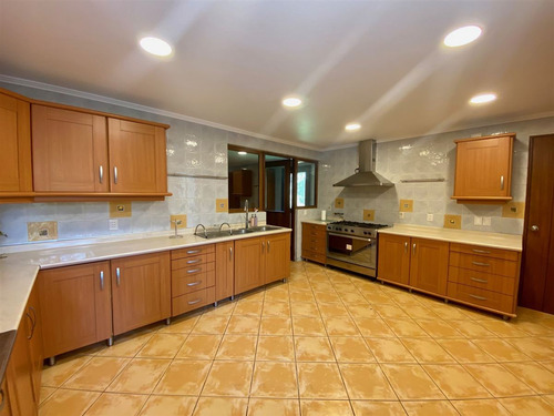 Hermosa Casa E Parcela 5000m2 En Condominio 4 D Más Serv.