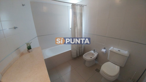 Imagen 6 de 11 de Apartamento En Punta Del Este, Aidy Grill