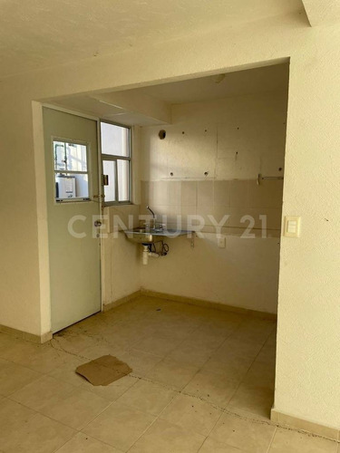 Imagen 2 de 12 de Casa En Venta En Ciudad Integral Huehuetoca, Edomex