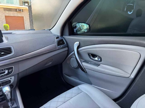 Renault Fluence 2.0 Privilège X-tronic Hi-flex 4p