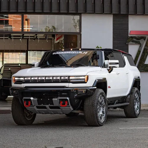 Hummer H3 Hev 2025