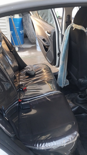 Fiat Cronos 1.8 16v Precision