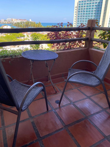Aquiler Fijo. 1hab. Bello Apto. Terraza. Playa Moreno.